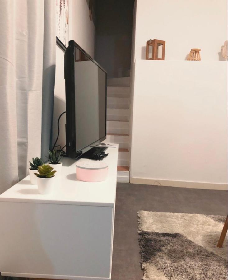 Maison Cosy Et Paisible Au Coeur De Beauvais Eksteriør billede